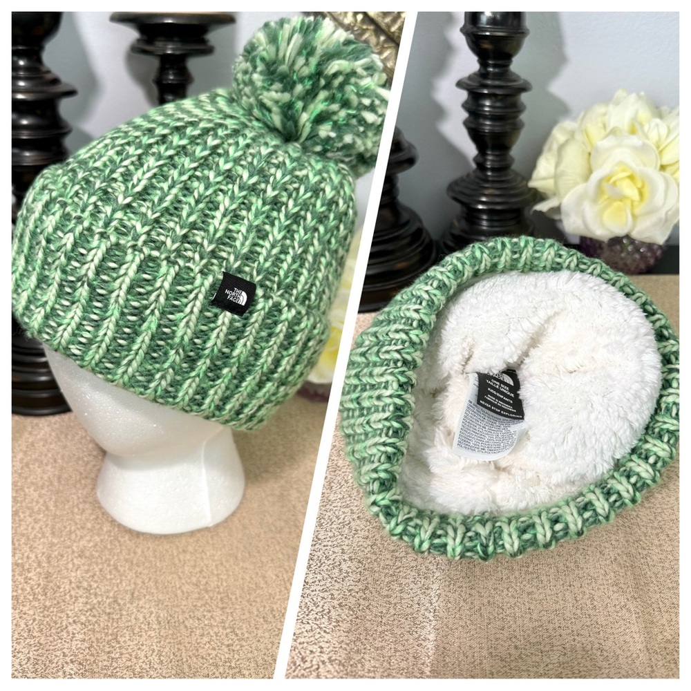 NWT The North Face Kids Youth/Junior Fleece Lined Pom Knit Beanie